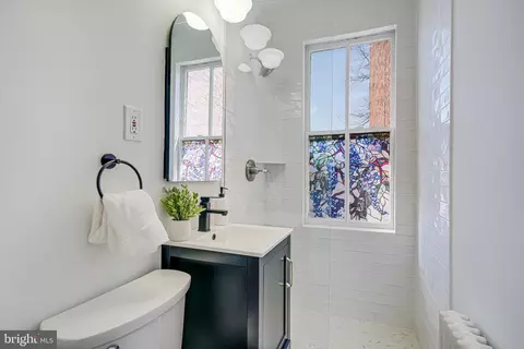 106 3rd St NE, Washington, DC 20002 photo 28