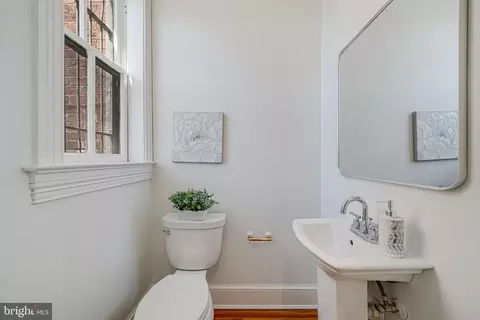 106 3rd St NE, Washington, DC 20002 photo 11