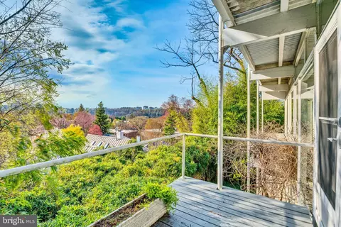 4564 Indian Rock Ter NW, Washington, DC 20007