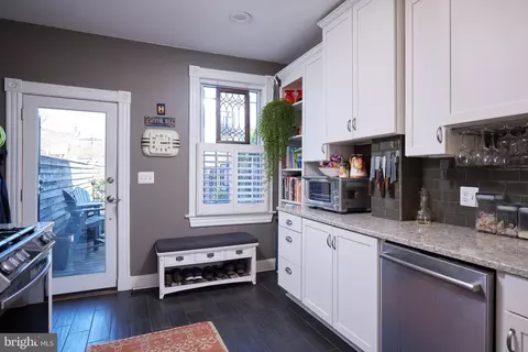 Kitchen - 423 3rd St NE, Washington, DC 20002 photo 2 of 4