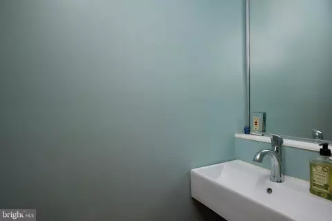 Bath - 423 3rd St NE, Washington, DC 20002 photo 1 of 2