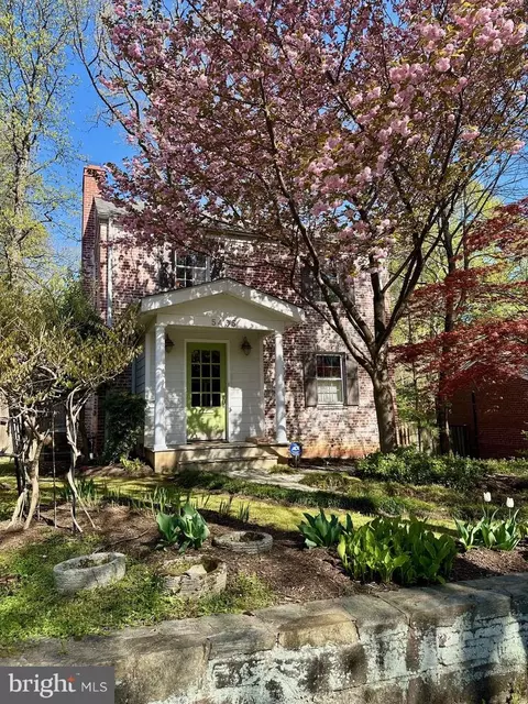 5405 30th Pl NW, Washington, DC 20015