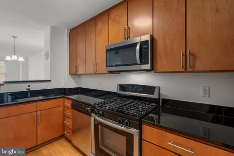 Kitchen - 915 E Street St NW #1111, Washington, DC 20004 photo 2 of 2