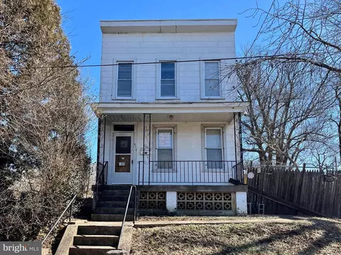 317 60th St NE, Washington, DC 20019