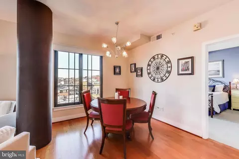 910 M St NW #810, Washington, DC 20001 photo 7