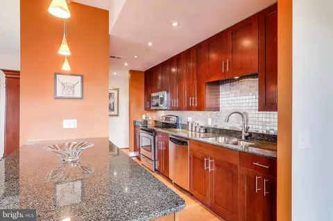 910 M St NW #810, Washington, DC 20001 photo 10