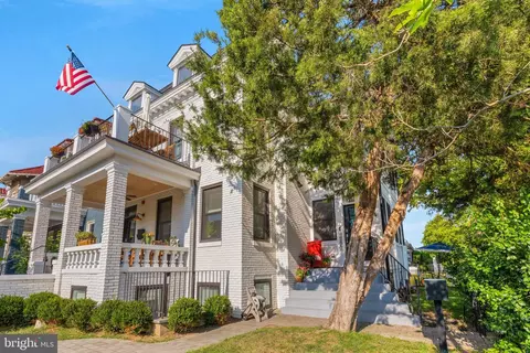 3645 Warder St NW #2, Washington, DC 20010