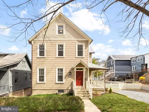3617 10th St NE, Washington, DC 20017