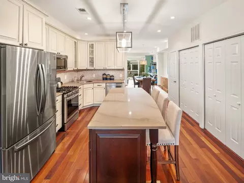 Kitchen - 527 10th St SE, Washington, DC 20003 photo 4 of 6