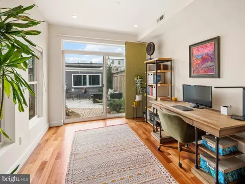 Other - 527 10th St SE, Washington, DC 20003 photo 6 of 24