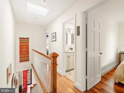 Entry Way - 527 10th St SE, Washington, DC 20003 photo 7 of 8