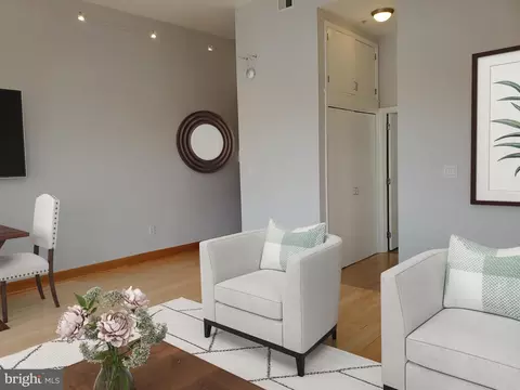 Living - 326 8th St NE #402, Washington, DC 20002 photo 3 of 9