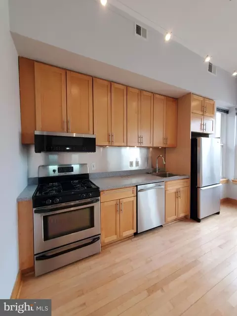 Kitchen - 326 8th St NE #402, Washington, DC 20002 photo 3 of 3