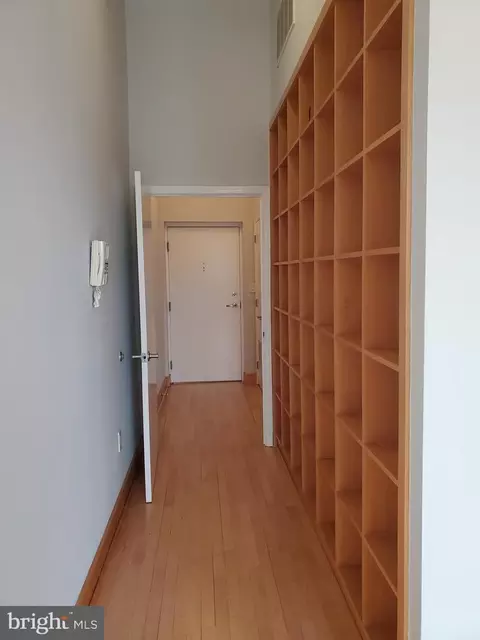 Entry Way - 326 8th St NE #402, Washington, DC 20002 photo 5 of 7