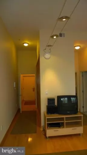 Other - 326 8th St NE #402, Washington, DC 20002 photo 6 of 27