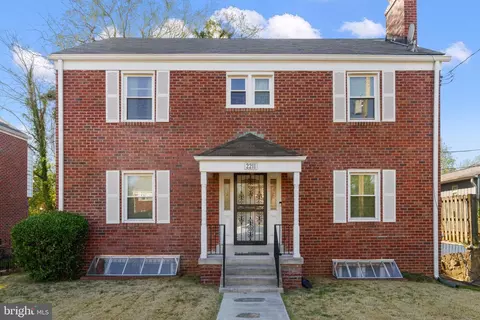 2211 32nd Pl SE, Washington, DC 20020
