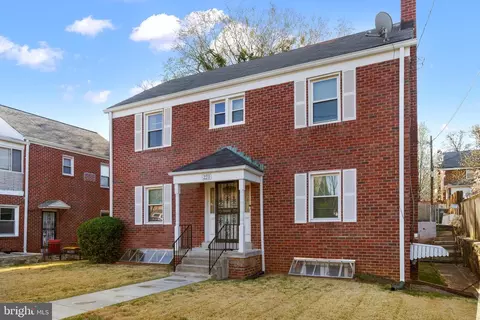 Exterior - 2211 32nd Pl SE, Washington, DC 20020 photo 8 of 8