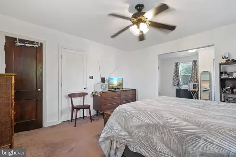 Bedroom - 2211 32nd Pl SE, Washington, DC 20020 photo 2 of 4