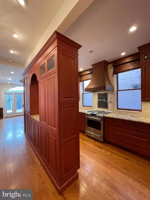 614 A St NE, Washington, DC 20002 photo 10