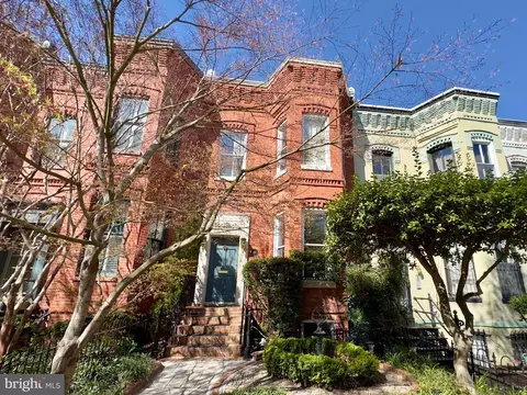 614 A St NE, Washington, DC 20002
