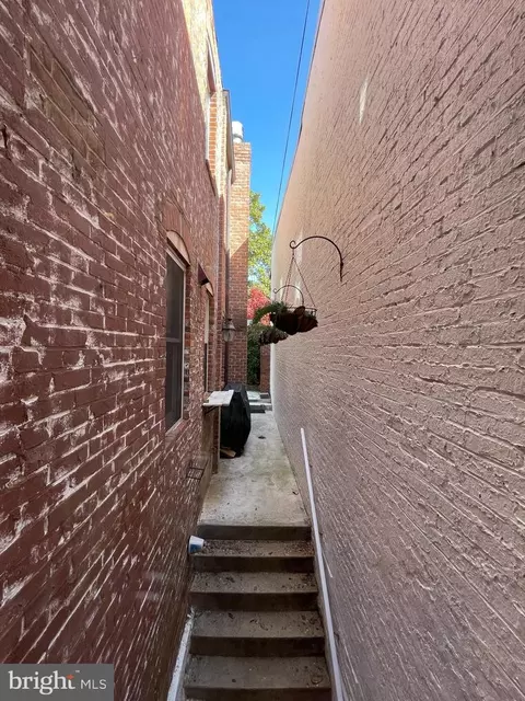 614 A St NE, Washington, DC 20002 photo 18