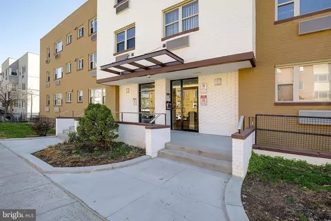 738 Longfellow St NW #216, Washington, DC 20011