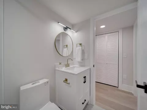 Bath - 2527 3rd St NE, Washington, DC 20002 photo 8 of 8