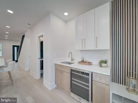 Entry Way - 2527 3rd St NE, Washington, DC 20002 photo 4 of 10