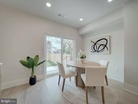 Dining - 2527 3rd St NE, Washington, DC 20002 photo 2 of 4
