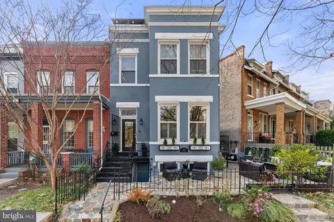 553 15th St SE, Washington, DC 20003