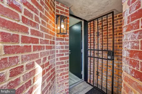 518 G St NE, Washington, DC 20002 photo 35