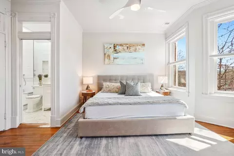 518 G St NE, Washington, DC 20002 photo 23