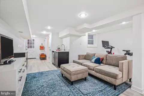 518 G St NE, Washington, DC 20002 photo 38
