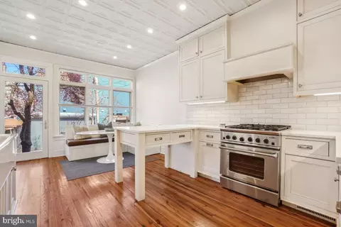 518 G St NE, Washington, DC 20002 photo 13
