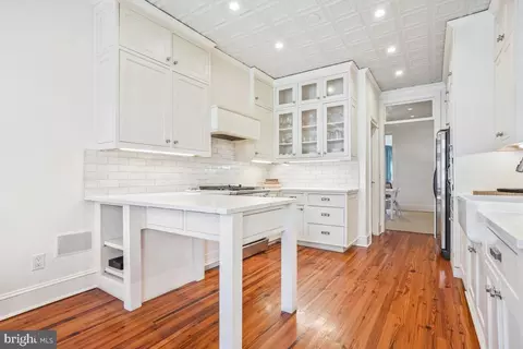 518 G St NE, Washington, DC 20002 photo 16