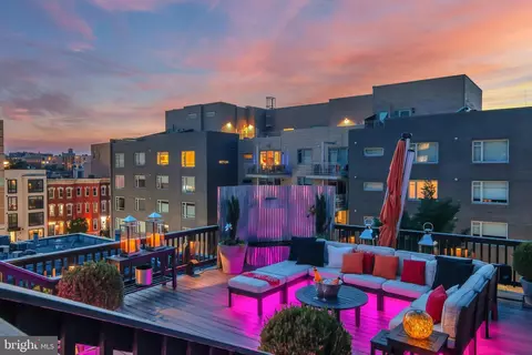 1217 N Street St NW #PENTHOUSE, Washington, DC 20005 photo 3