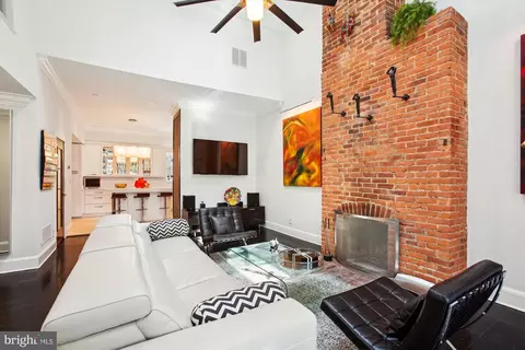 1217 N Street St NW #PENTHOUSE, Washington, DC 20005 photo 6