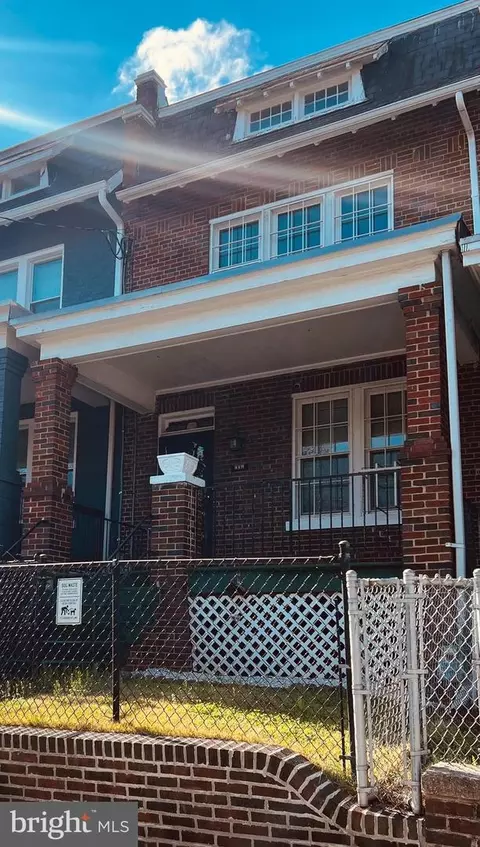 418 Gallatin St NW, Washington, DC 20011