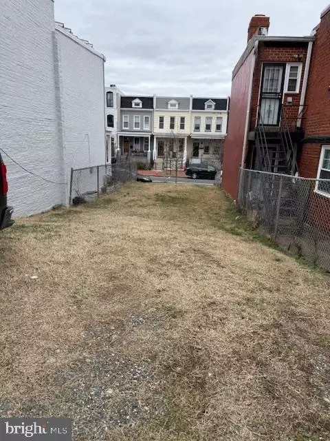 1018 4th St NE, Washington, DC 20003