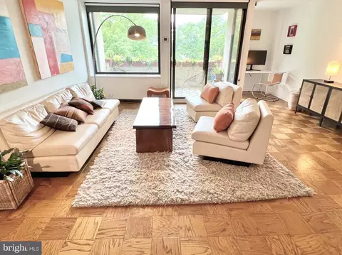 429 N Street St SW #S307, Washington, DC 20024
