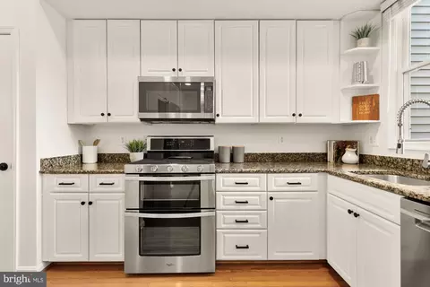 Kitchen - 255 14th St SE #A, Washington, DC 20003 photo 2 of 3