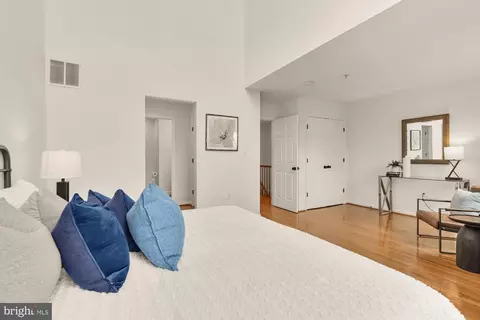 Bedroom - 255 14th St SE #A, Washington, DC 20003 photo 4 of 8