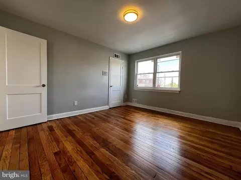 Bedroom - 1171 Summit St NE, Washington, DC 20002 photo 6 of 6