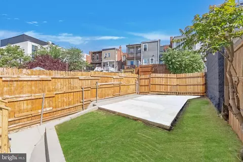 1361 Spring Rd NW, Washington, DC 20010 photo 33