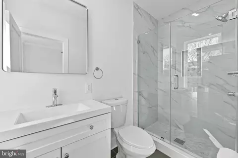 1361 Spring Rd NW, Washington, DC 20010 photo 20