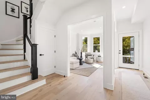 1361 Spring Rd NW, Washington, DC 20010 photo 9