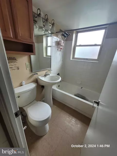 Bath - 2642 Birney Pl SE #202, Washington, DC 20020 photo 2 of 7