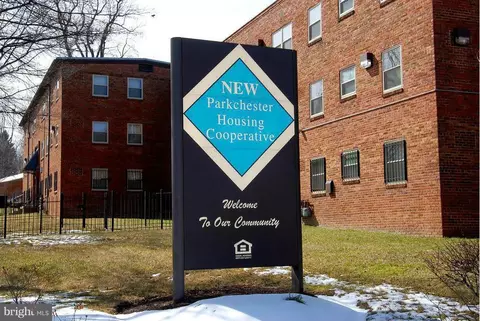 2642 Birney Pl SE #202, Washington, DC 20020