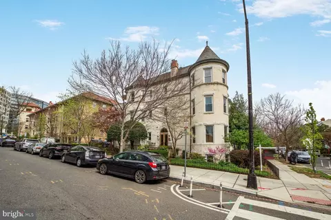 Exterior - 1933 S Street St NW #E, Washington, DC 20009 photo 3 of 8