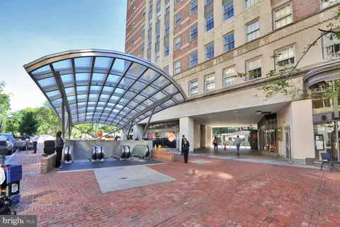 Exterior - 1933 S Street St NW #E, Washington, DC 20009 photo 8 of 8